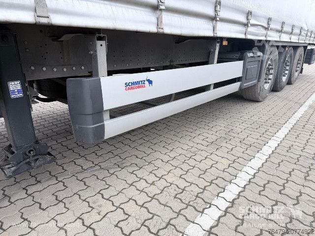 Åpen semitrailer med presenning Schmitz Cargobull Curtainsider Standard