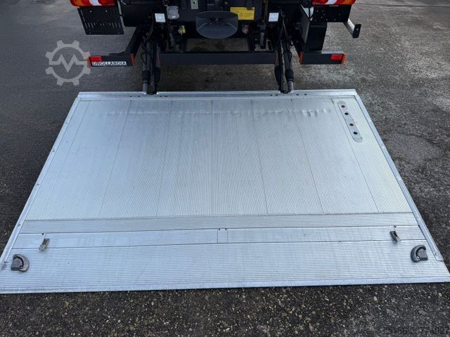 Samochód ciężarowy typu furgon MERCEDES-BENZ ATEGO 1524 L Koffer 7,25 m LBW 1,5 to.*NL 8 T