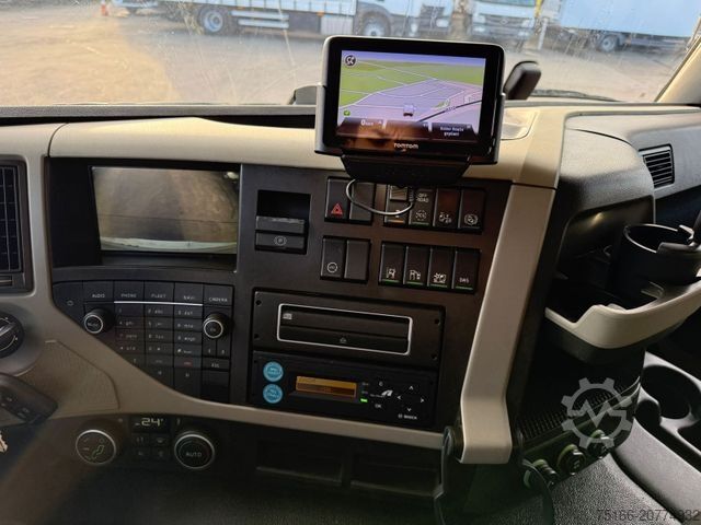 Kühlkoffer-LKW VOLVO FM 370 Fernverkehr Kühlk.7,8m LBW RMOKING