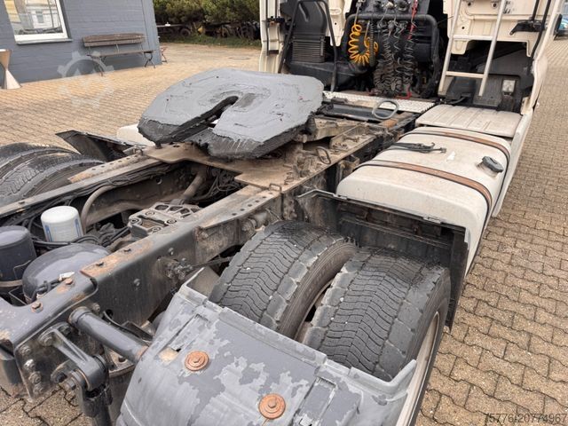 Volume tractor unit MAN TGX 18.440 4x2   LLS-U LowLiner XXL