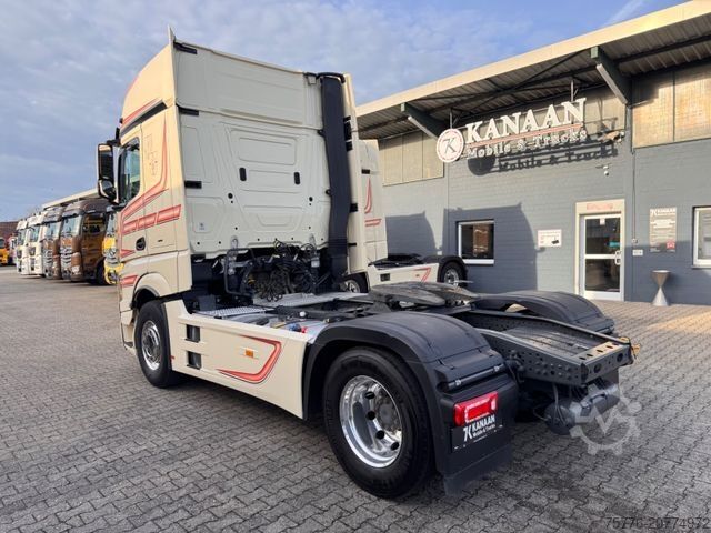 Standard tractor unit MERCEDES-BENZ Mercedes-Benz 1848 L  Actros 5 GigaSpace