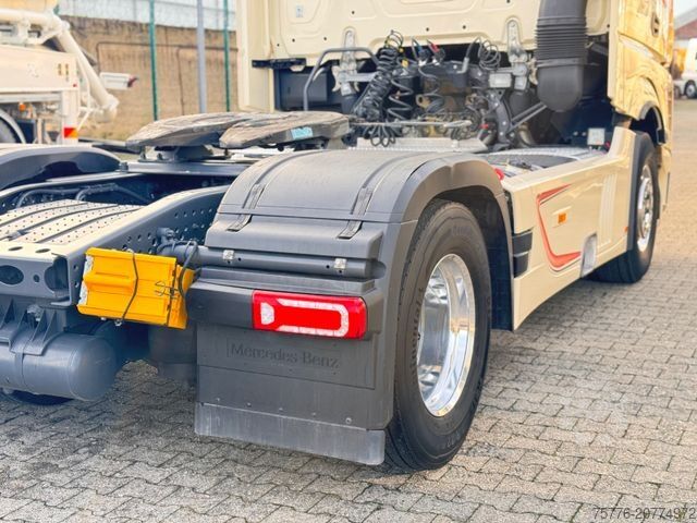 Standard tractor unit MERCEDES-BENZ Mercedes-Benz 1848 L  Actros 5 GigaSpace