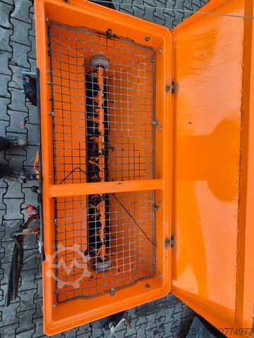 Gatvių valymo mašina SCHMIDT Swingo Compact 200+ Winterdienst Klima