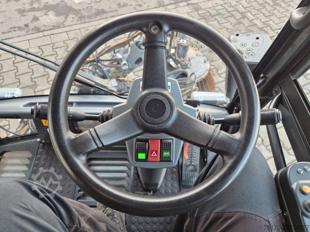 Gatvių valymo mašina SCHMIDT Swingo Compact 200+ Winterdienst Klima