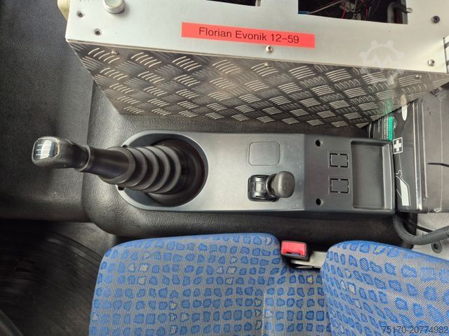 Specialios paskirties sunkvežimis MAN LE 9.150 Feuerwehr Schmitz GW-6 Gerätewagen