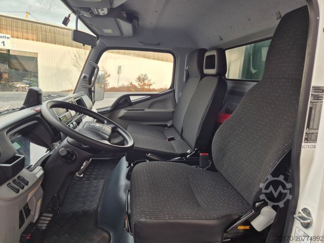 Tentinė furgonė MITSUBISHI Canter 7C15 LBW Klima Navi Kamera AHK