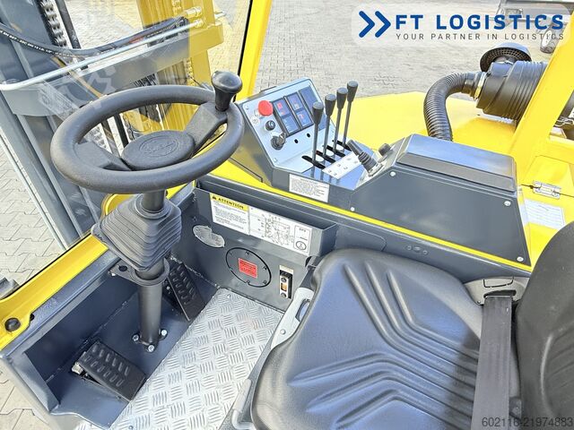 Chariot élévateur multidirectionnel Combilift CB2500 GAS TRIPLEX 4900 FORK POSITIONER