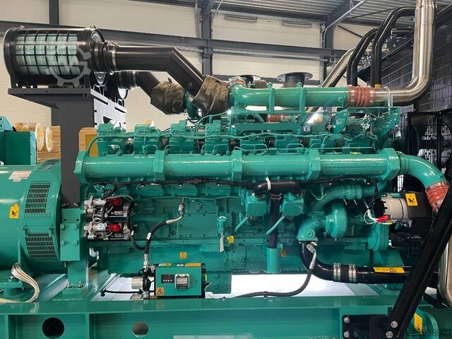 щебінь Cummins C2250D5E - 2.250 kVA Genset - QSK50 - DPX-18536-B