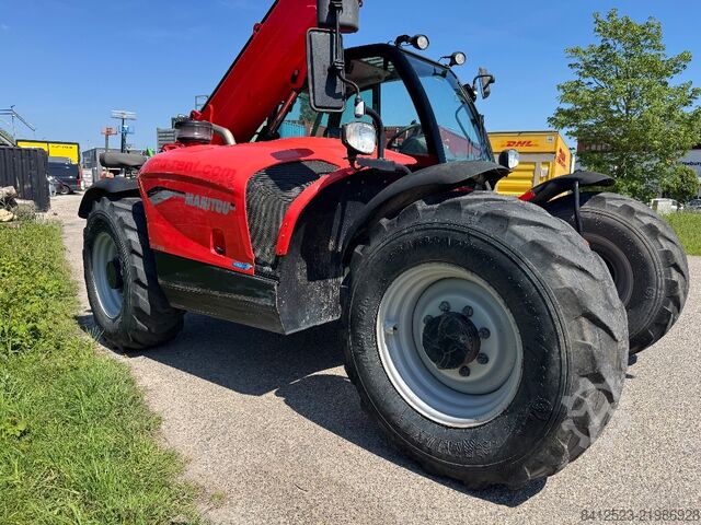 Teleskopiskais iekrāvējs Manitou MT 933 Easy