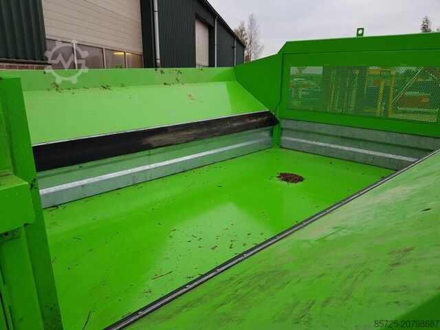 Volquete AGOMAC slootvuilkipper