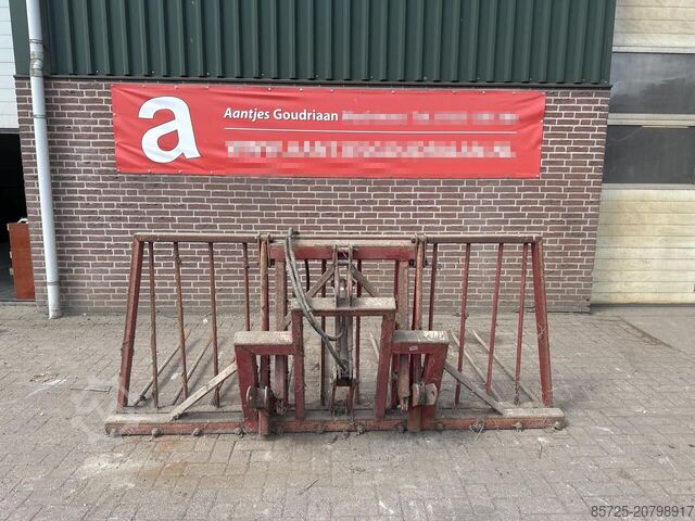 Round bale clamp Afschuifvork - Gebruikt