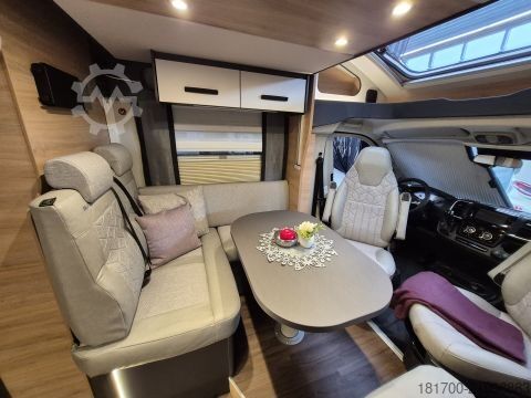 Poolintegreeritud matkaauto Knaus L!VE WAVE 650 MEG Black Selection *TraumMobil*Autark e*