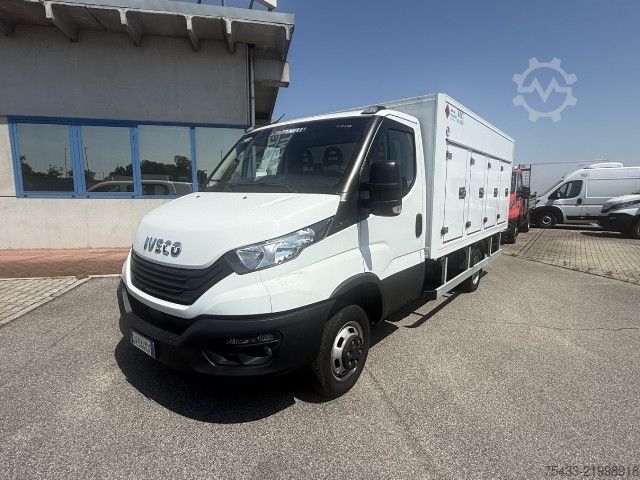 Prilagojeno dostavno vozilo IVECO DAILY 35C14H PIASTRE EUTETTICHE