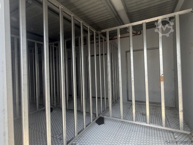 Prilagojeno dostavno vozilo IVECO DAILY 35C14H PIASTRE EUTETTICHE