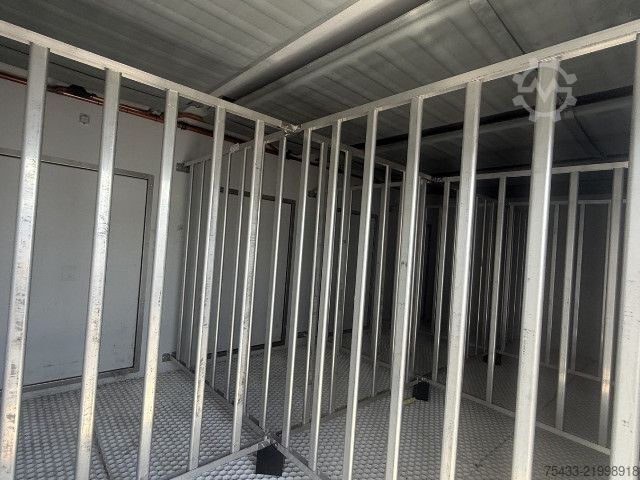 Prilagojeno dostavno vozilo IVECO DAILY 35C14H PIASTRE EUTETTICHE
