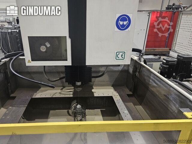 FANUC ROBOCUT alpha C800iB FANUC ROBOCUT alpha C800iB