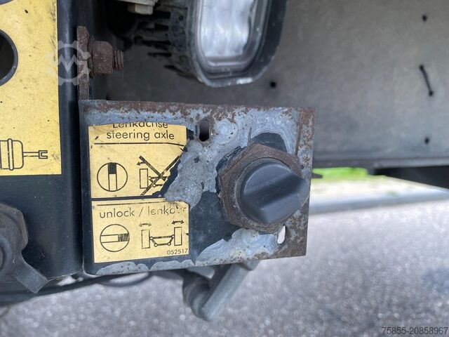 Curtain sided Schmitz SCS 24/L - 13.62 E B (S01) Kooiaap / SAF Axle /...