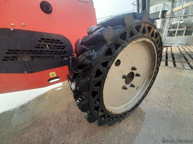 Nền tảng làm việc bằng kính thiên văn có khớp nối Manitou MAN GO 12