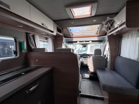 セミインテグレーテッドキャンピングカー Weinsberg CaraLoft 650 MF *TraumMobil*Ersparnis 31.346¤*