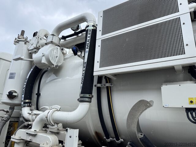 Vacuum and pressure truck Mercedes-Benz Actros 2536