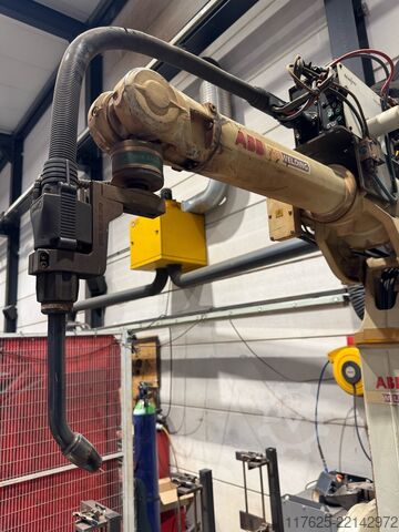 Industrieroboter Lasrobot ABB  IRB2400L
