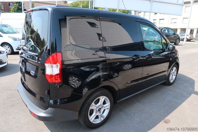 Furgoneta FORD Transit Courier Limited # Navi # Kamera # Black