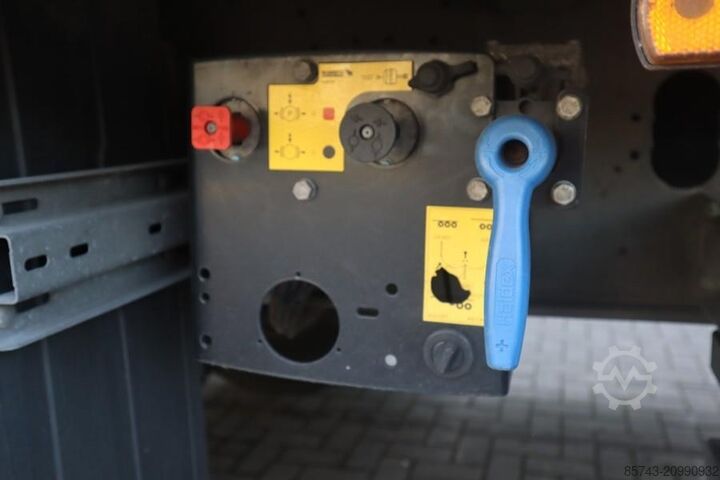 Teloni scorrevoli Schmitz Cargobull SCB3ST CoC Documents, TuV Loading Certificate, Dut