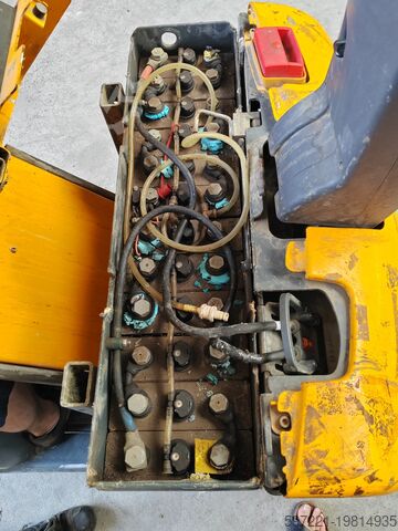 Horizontale Kommissionierer Jungheinrich ECE 225 ( 2400 mm )