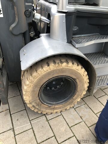 Electric - 4 wheels Still RX60-70
