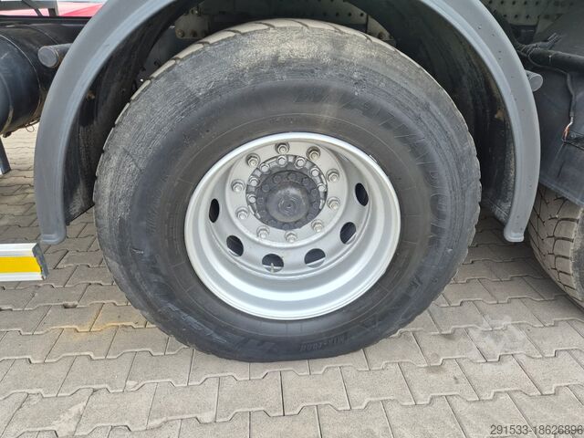 Garbage truck Iveco Stralis 330 EEV