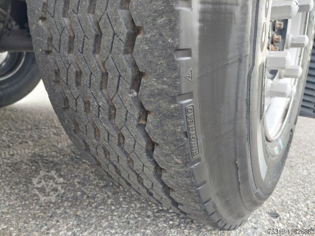 یخچالي نیمه تریلر KRONE SD Thermo King SLXi 300