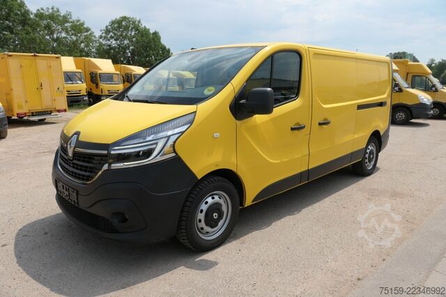 Panel kombi renault Trafic dCi 120 L2H1 3,0t Komfort