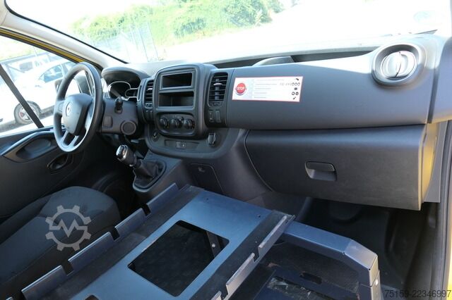 Panel kombi renault Trafic dCi 120 L2H1 3,0t Komfort