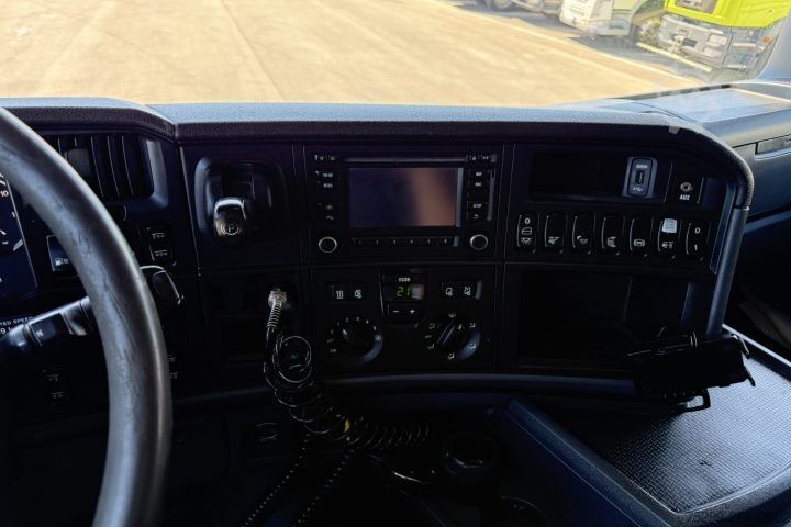 Standard SZM Scania G490 6x2 Hiab 165ZT Holzkrane / Swiss-Vehicle