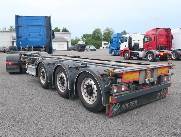 Semirremolque con caja intercambiable D-Tec VCC-01/FT LS S Mittelausschub 2x Lift Genset