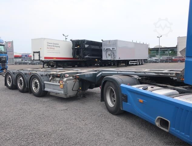 Semirremolque con caja intercambiable D-Tec VCC-01/FT LS S Mittelausschub 2x Lift Genset