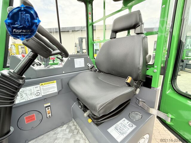 Empilhadeira multidirecional Combilift CB4000 GAS TRIPLEX 6800 POSITIONER CABIN