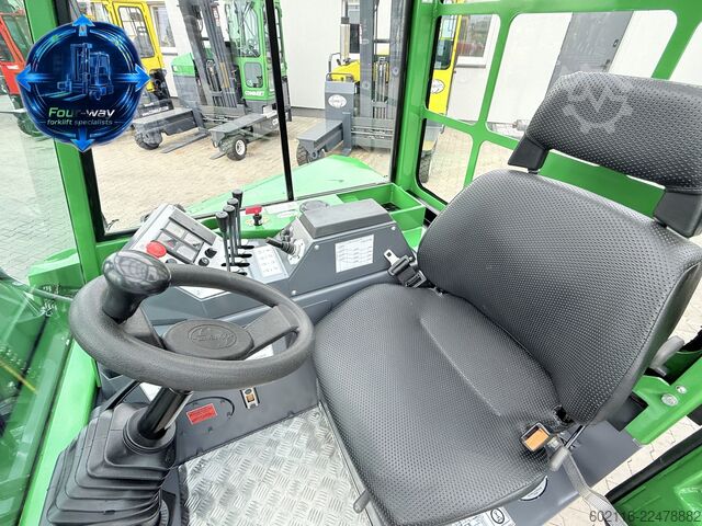 Empilhadeira multidirecional Combilift CB4000 GAS TRIPLEX 6800 POSITIONER CABIN