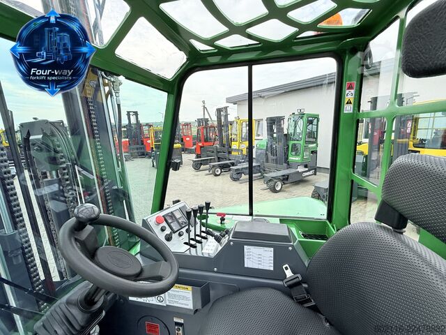 Empilhadeira multidirecional Combilift CB4000 GAS TRIPLEX 6800 POSITIONER CABIN
