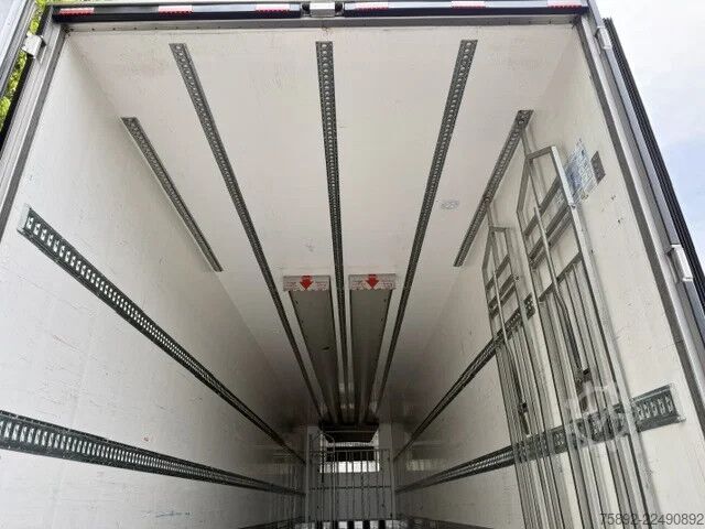 Transport në frigorifer/ngrirë Chereau Carrier Supra Vector 1550/PBW Achsen/Liftachse