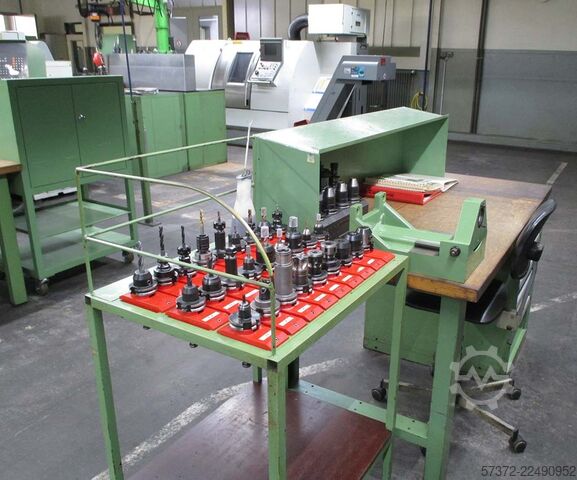 Fresadora universal CNC Hermle UWF 1001