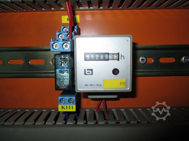 Fresadora universal CNC Hermle UWF 1001