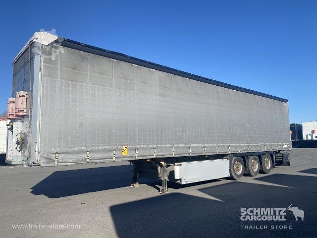 Nyitott ponyvás félpótkocsi Schmitz Cargobull Semitrailer Curtainsider Coil