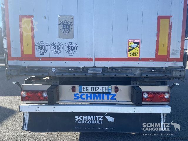Nyitott ponyvás félpótkocsi Schmitz Cargobull Semitrailer Curtainsider Coil