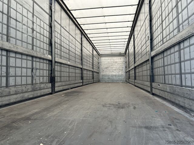 Drsne ponjave Schmitz Cargobull SCB S3T / Curtainside / Disk Brakes / APK TUV 1...