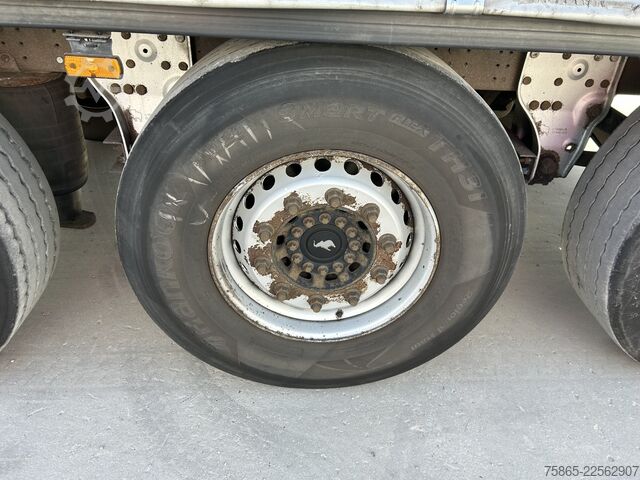 Drsne ponjave Schmitz Cargobull SCB S3T / Curtainside / Disk Brakes / APK TUV 1...