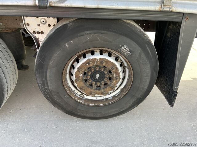 Drsne ponjave Schmitz Cargobull SCB S3T / Curtainside / Disk Brakes / APK TUV 1...