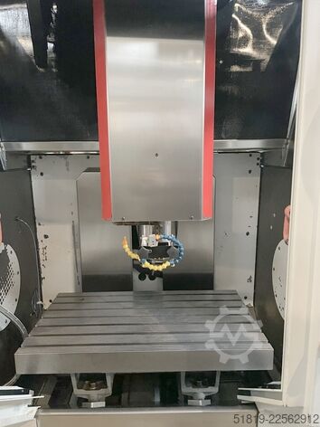 3-osni obdelovalni center HERMLE C 600 V