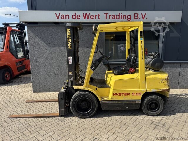 Hyster H3.00XM Duplo 335 เลื่อนข้าง / ตัวปรับงาของรถฟอร์คลิฟท์ แก๊ส LPG 1997 HYSTER H3.00XM Duplo 335 Sideshift /  Vorkversteller LPG 1997