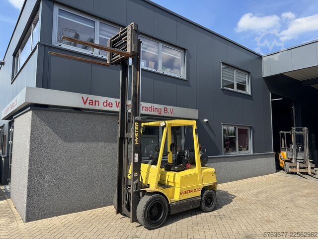 Hyster H3.00XM Duplo 335 เลื่อนข้าง / ตัวปรับงาของรถฟอร์คลิฟท์ แก๊ส LPG 1997 HYSTER H3.00XM Duplo 335 Sideshift /  Vorkversteller LPG 1997